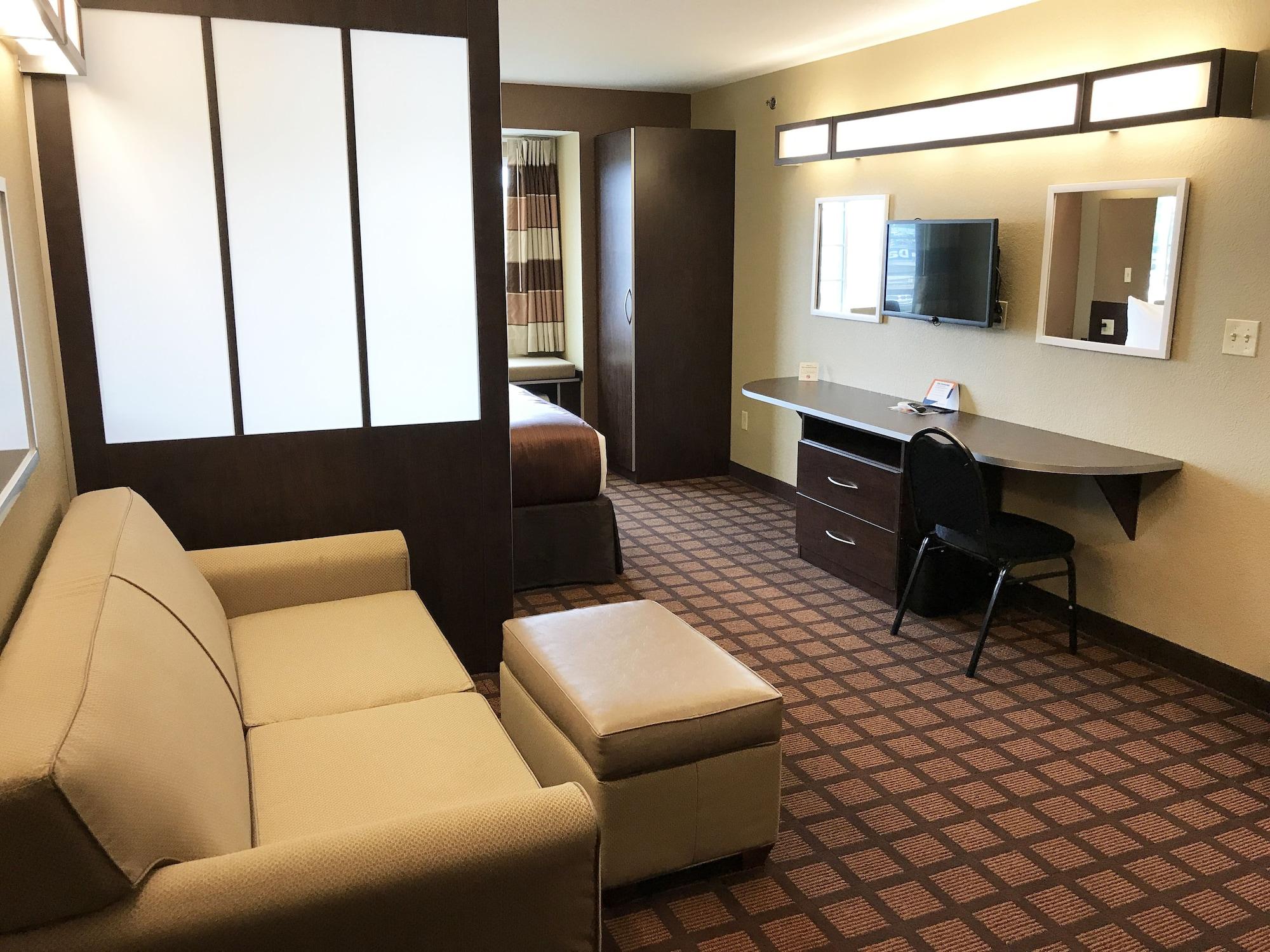 Microtel Inn And Suites Carrollton Buitenkant foto